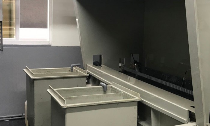 陽極搖擺機械設備